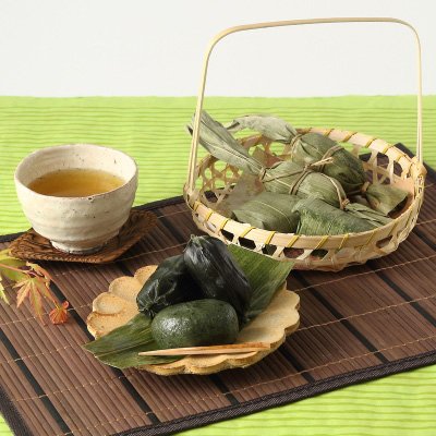 Amazon | ヨモギと熊笹が香る 越後の笹だんご・笹もちセット 【冷凍